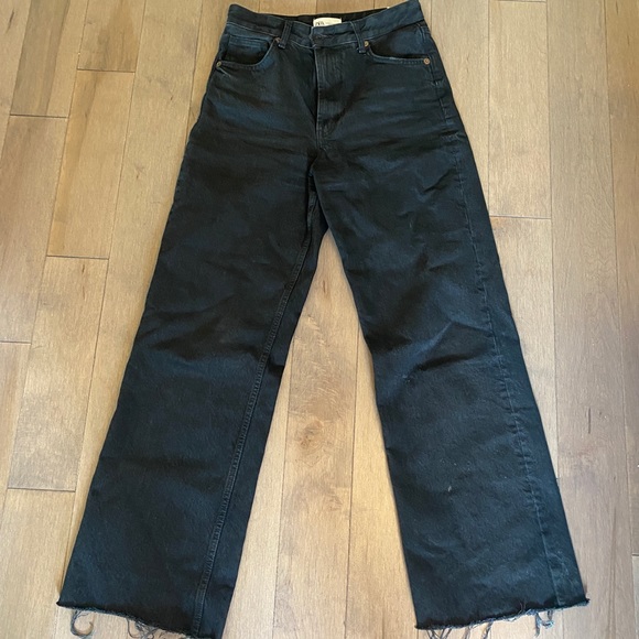 Black Zara jeans - Picture 1 of 2